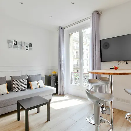24 Luxury Parisian Montorgueil